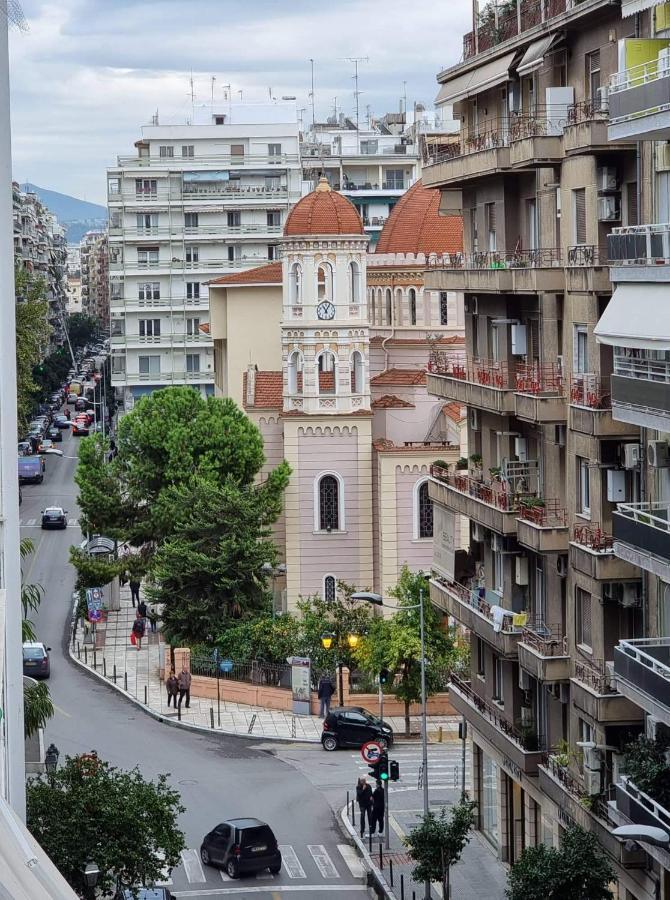 Center Point Thessaloniki Apartment Ngoại thất bức ảnh